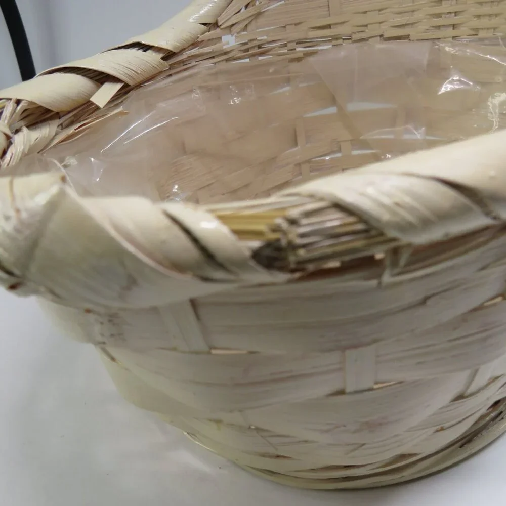 Vintage Bassinet Basket 10 x 7.5